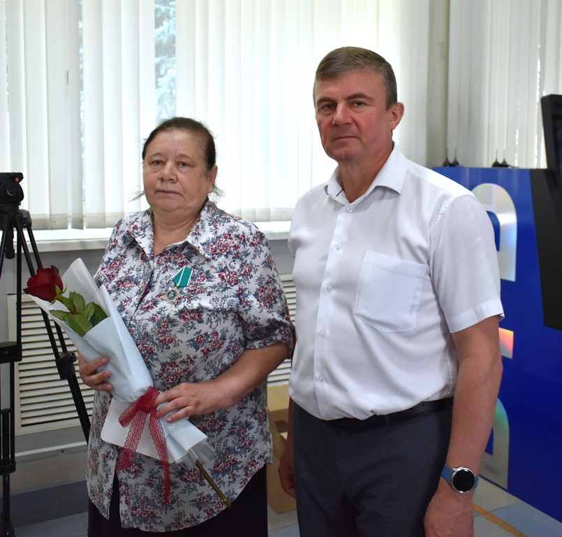 Чествовали работников почты.