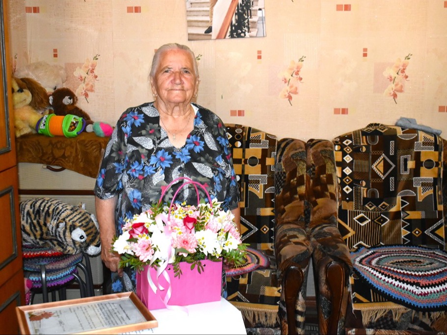 Бывшая малолетняя узница отметила 90-летний юбилей.