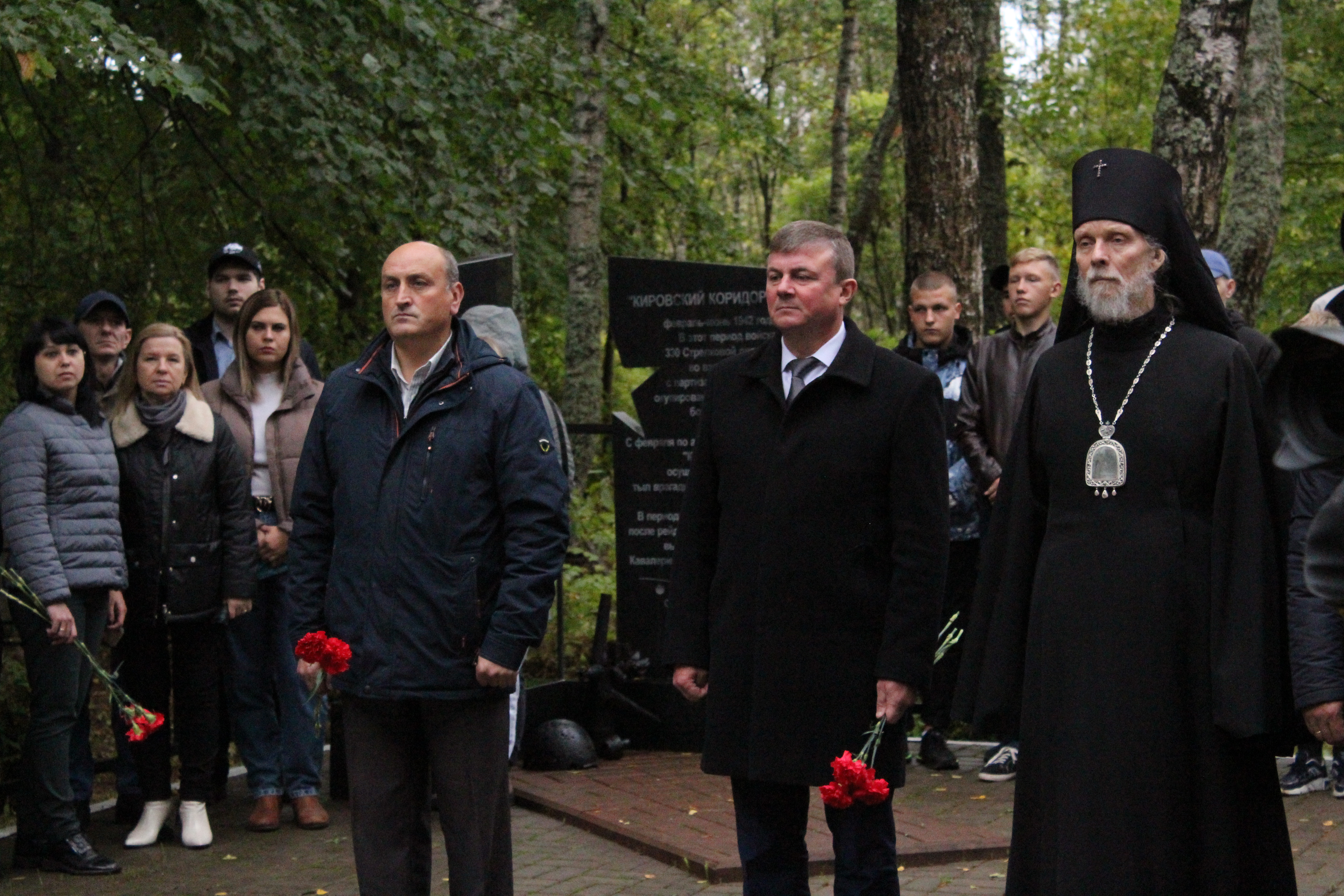 В деревне Покров состоялось  перезахоронение воинов, павших в годы Великой Отечественной войны