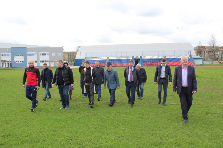 Московская делегация посетила кировский стадион.
