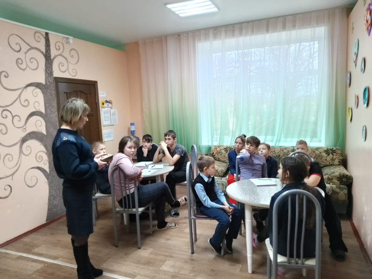 Серьёзный разговор в "Парусах надежды". Серьёзный разговор в "Парусах надежды".