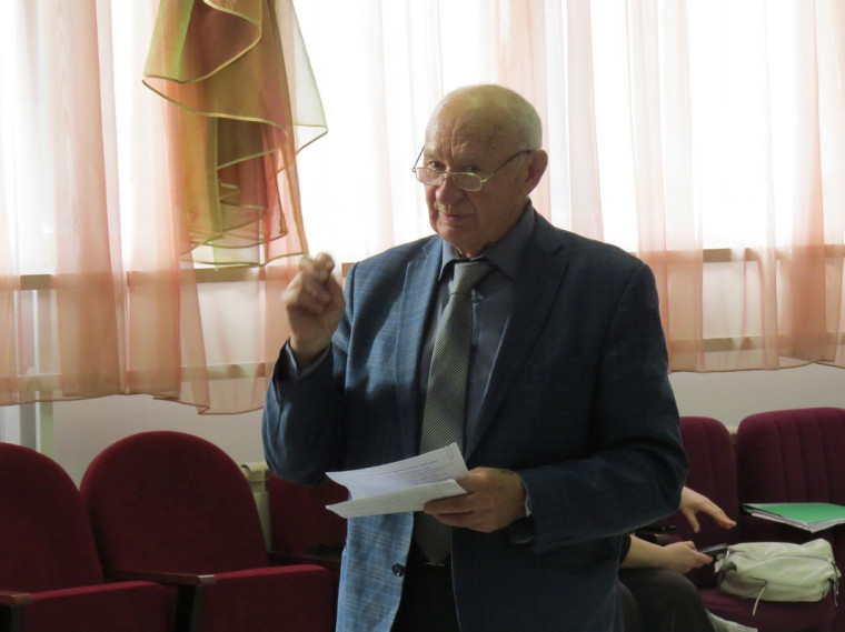 Профсоюзный актив Кировского района получил заслуженные награды.